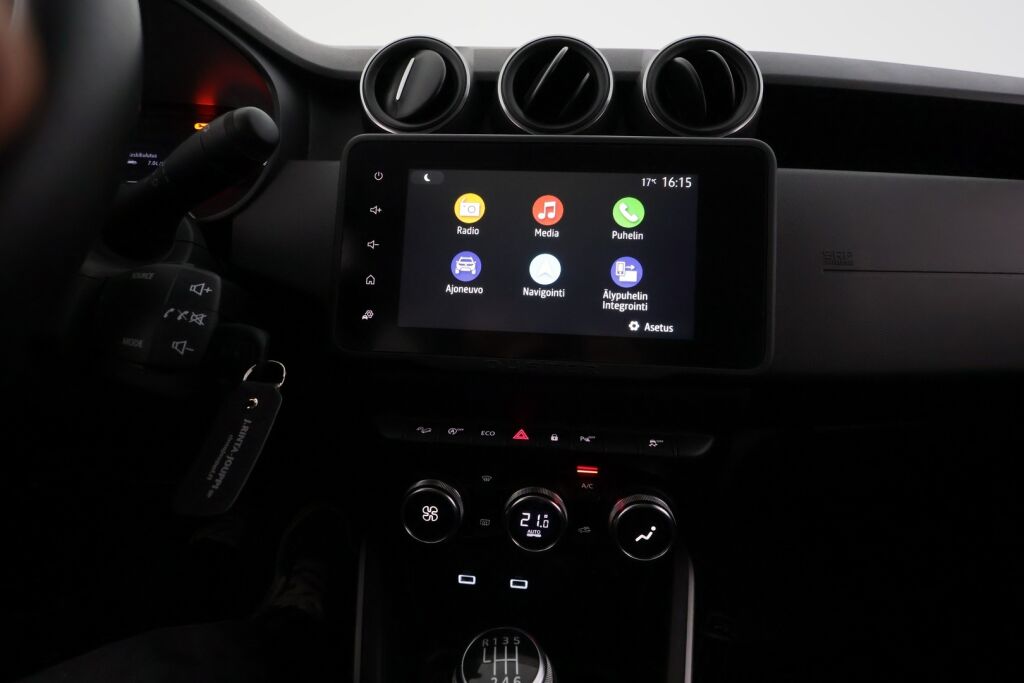 Dacia Duster 2022 Valkoinen