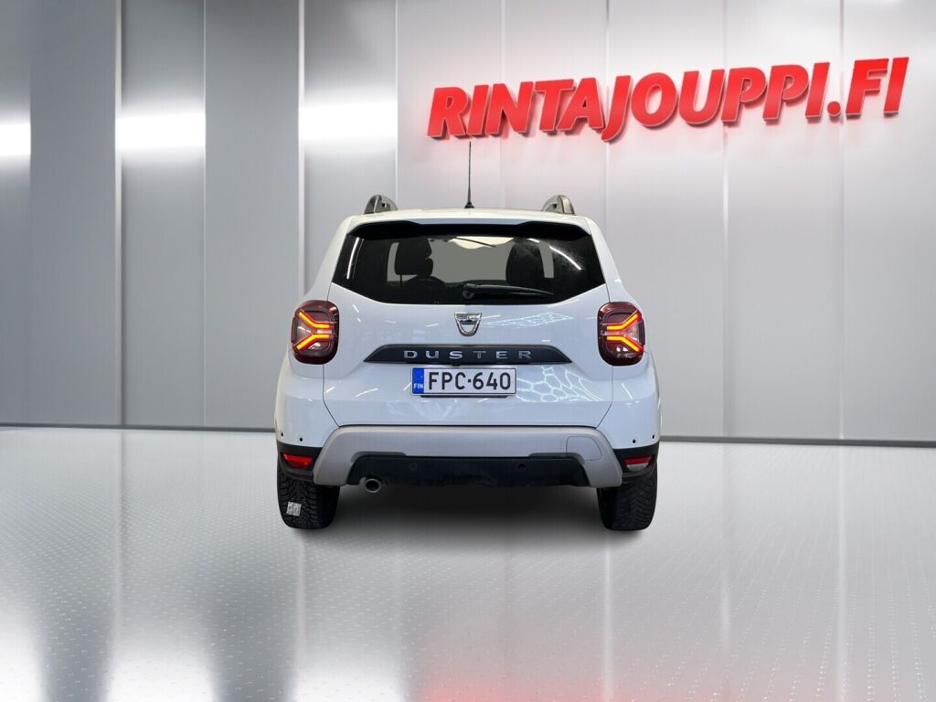 Dacia Duster 2022 Valkoinen