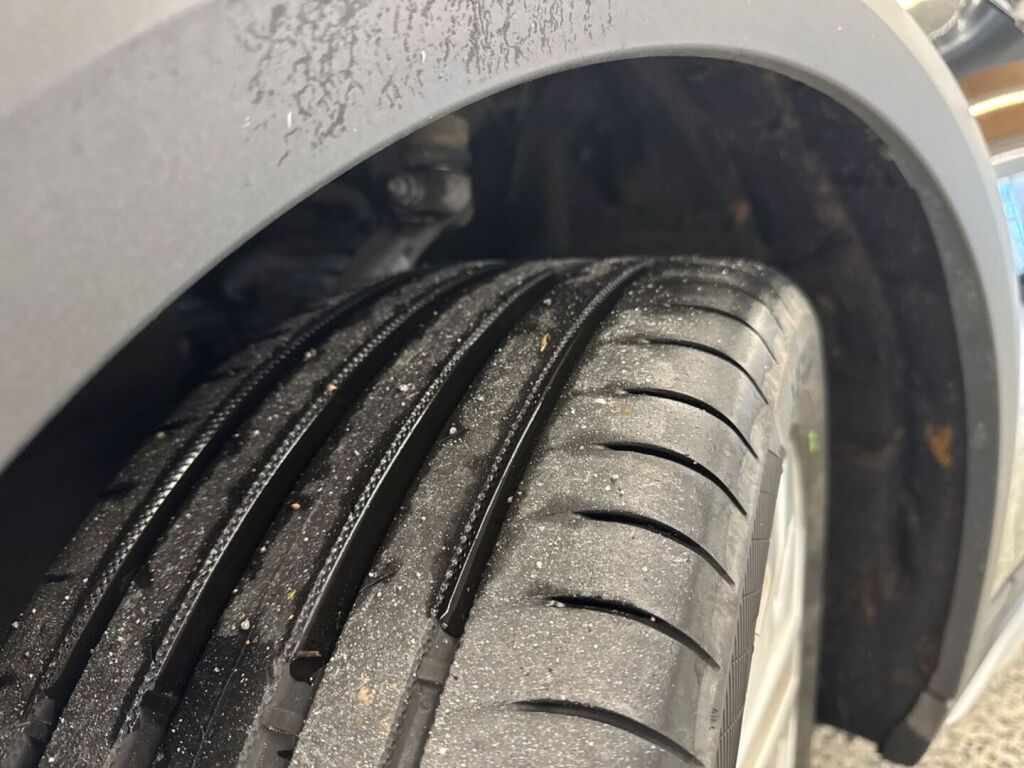 Audi A4 allroad quattro 2022 Musta