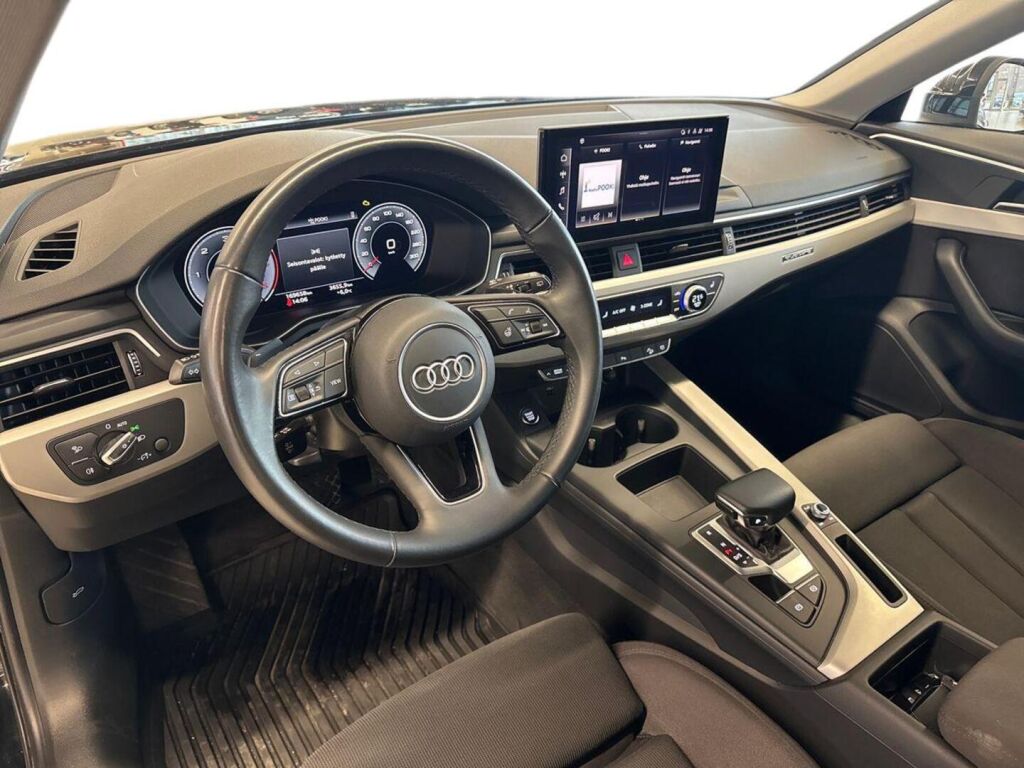 Audi A4 allroad quattro 2022 Musta