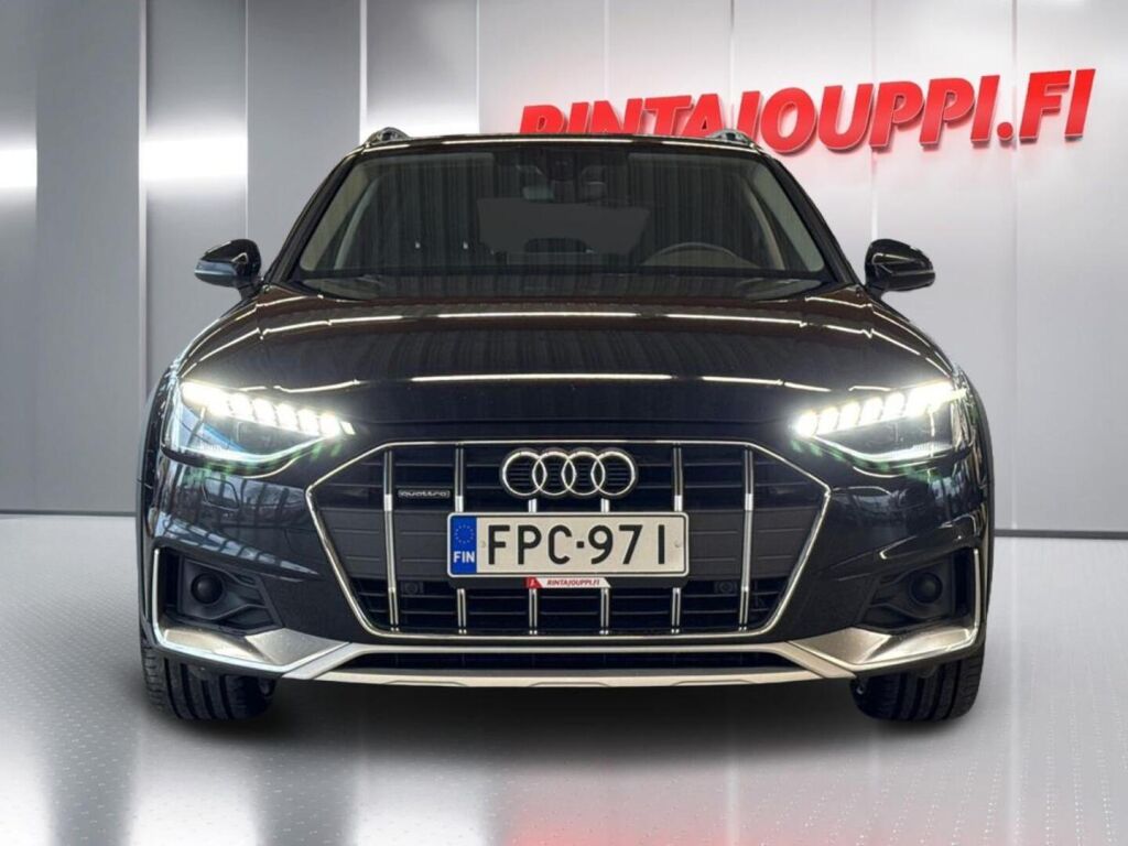 Audi A4 allroad quattro 2022 Musta