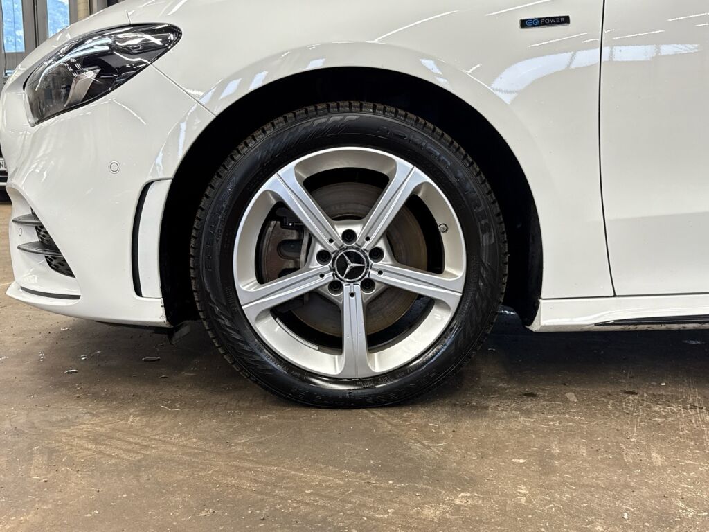 Mercedes-Benz B 2020 Valkoinen