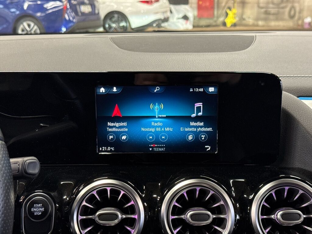 Mercedes-Benz B 2020 Valkoinen