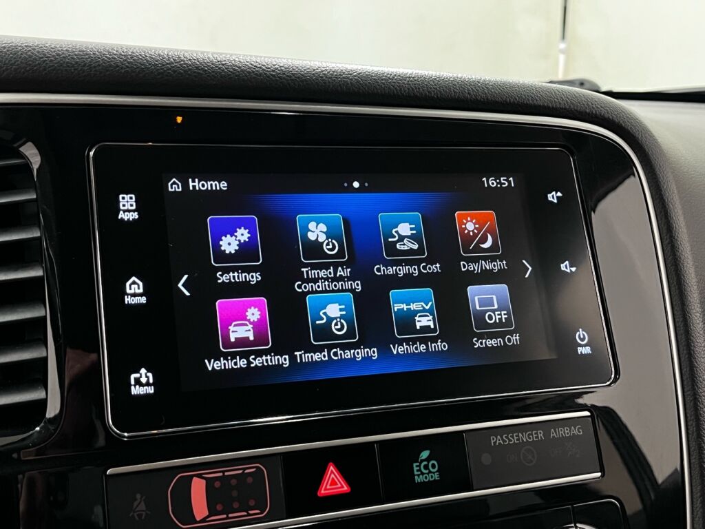Mitsubishi Outlander PHEV 2019 Valkoinen