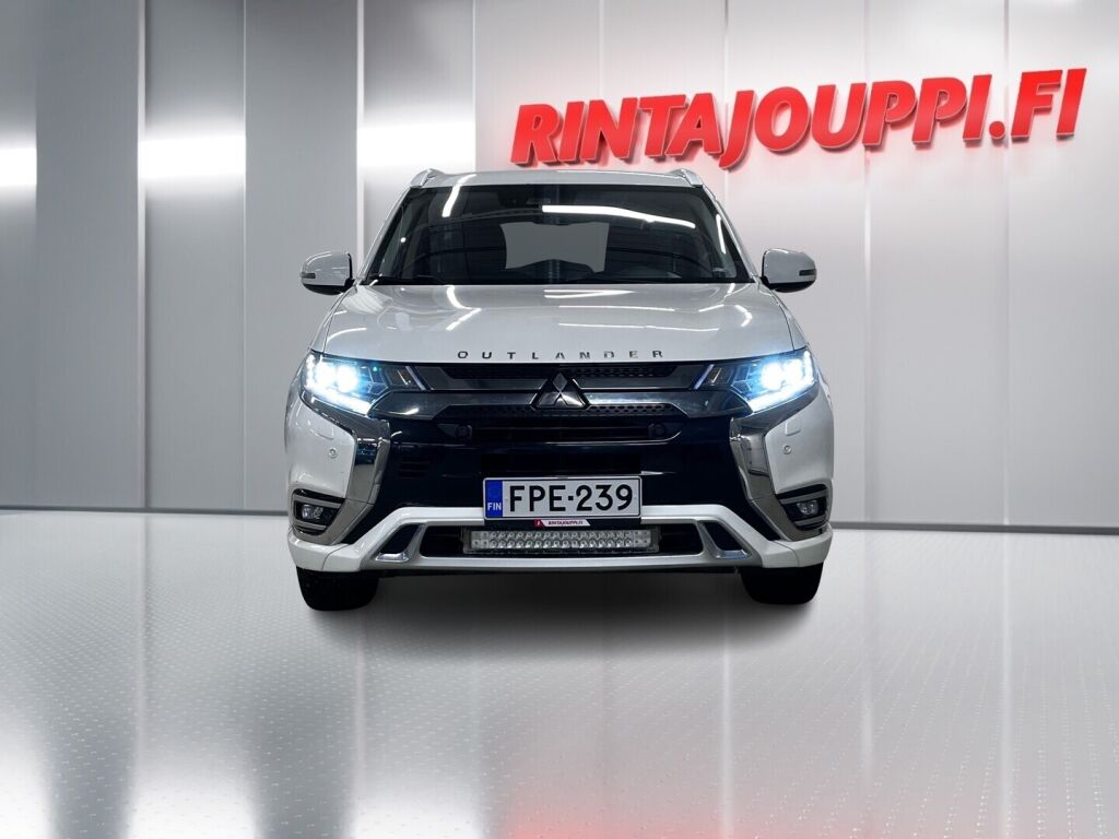 Mitsubishi Outlander PHEV 2019 Valkoinen