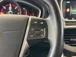 Volvo V40 Cross Country 2016 Musta
