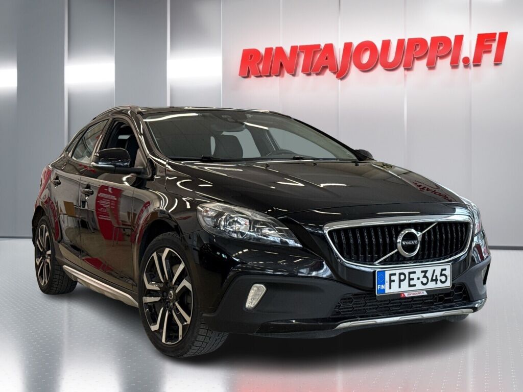 Volvo V40 Cross Country 2016 Musta