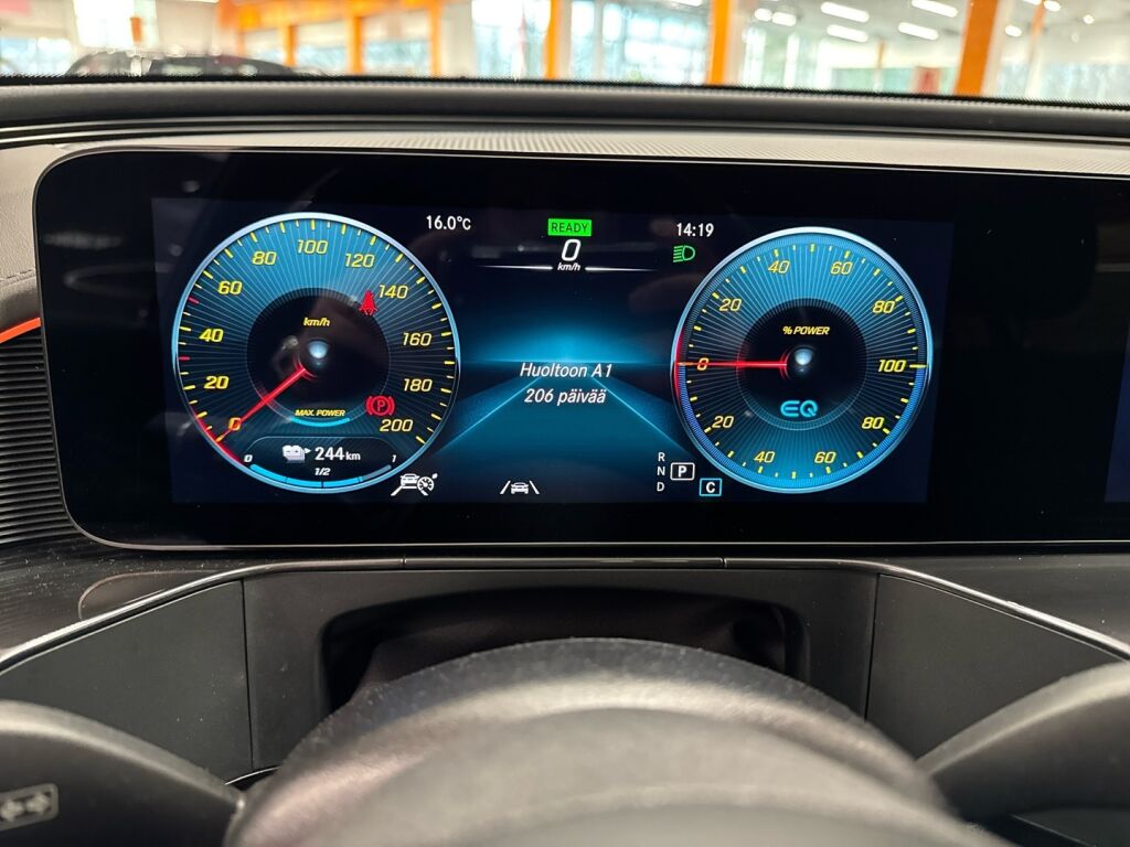 Mercedes-Benz EQC 2021 Valkoinen