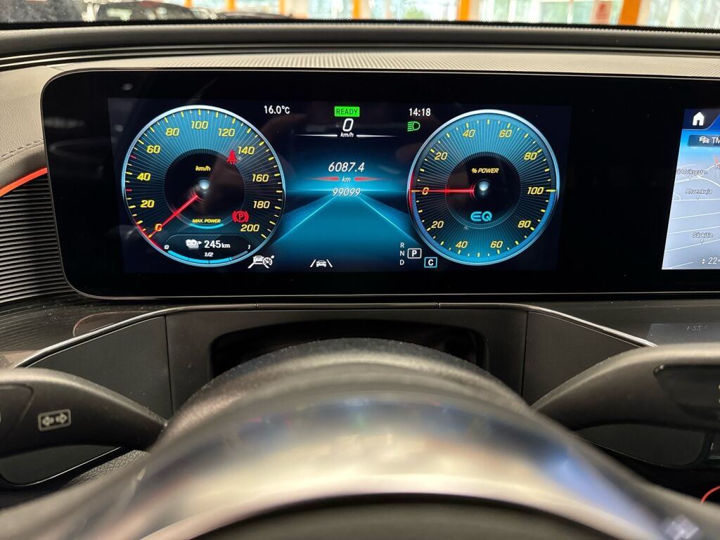 Mercedes-Benz EQC 2021 Valkoinen