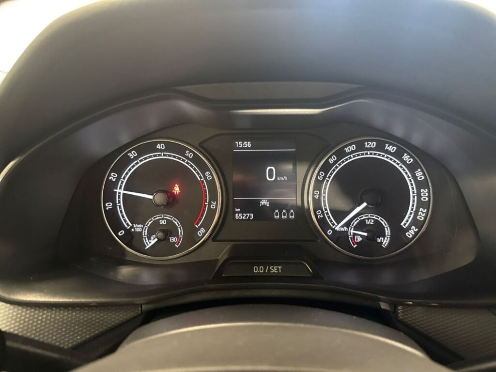 Skoda Kamiq 2022 Sininen