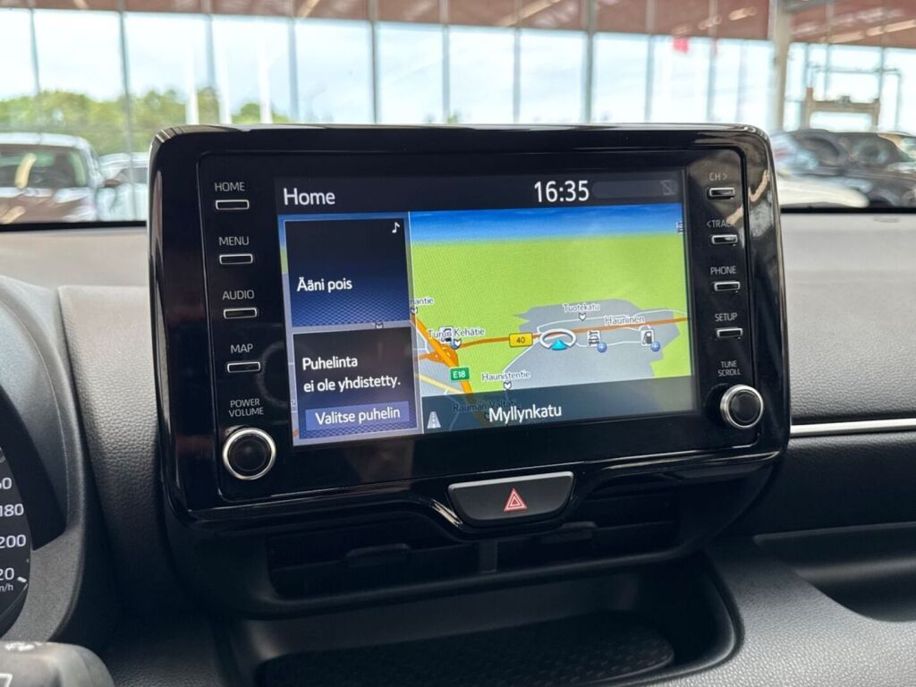 Toyota Yaris 2022 Harmaa