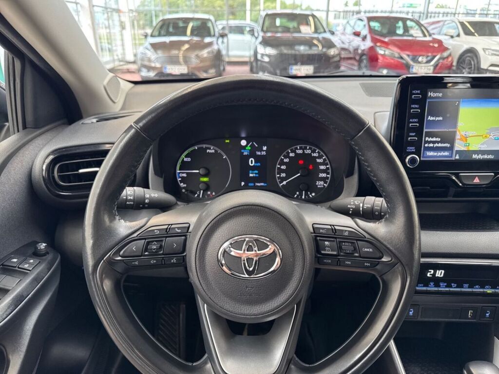 Toyota Yaris 2022 Harmaa