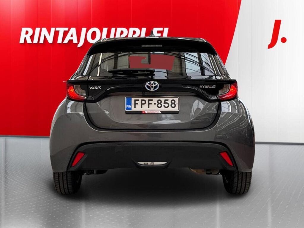 Toyota Yaris 2022 Harmaa