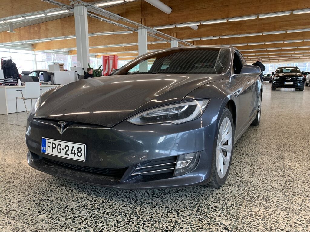 Tesla Model S 2018 Harmaa