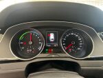 Volkswagen Passat 2016 Valkoinen
