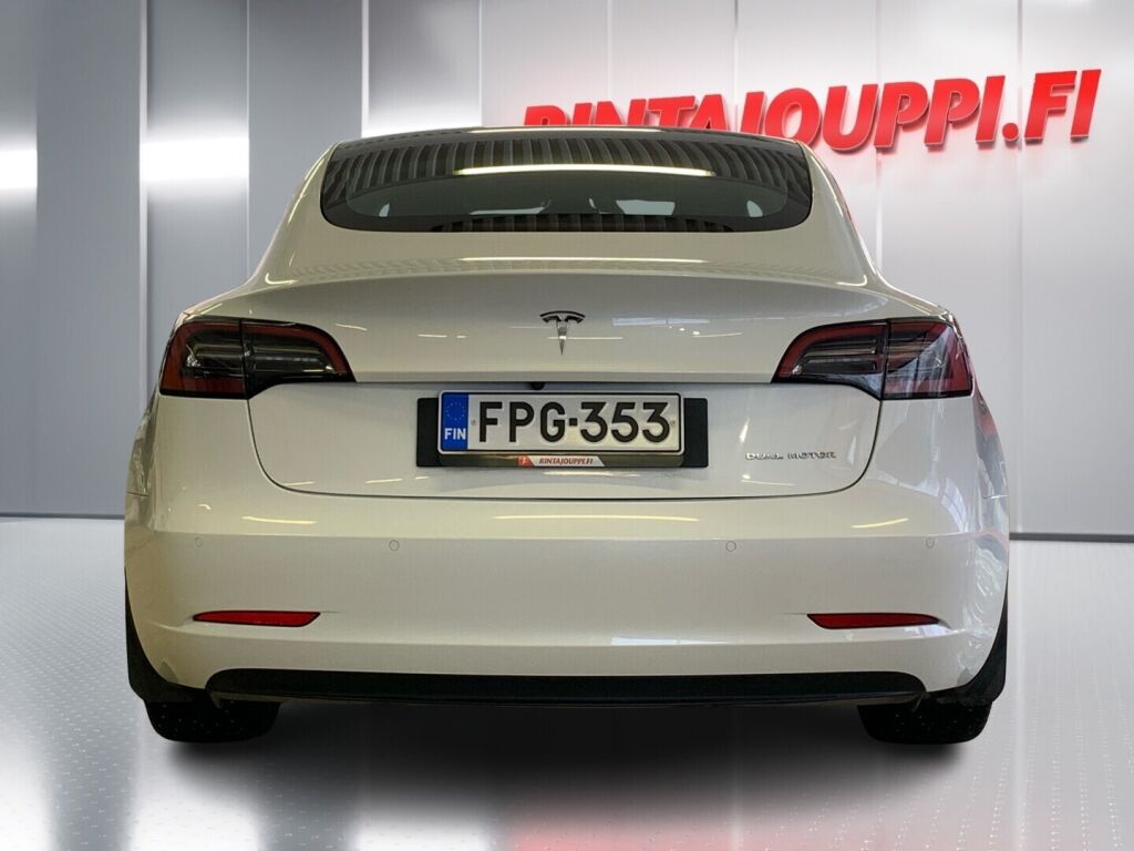 Tesla Model 3 2022 Valkoinen