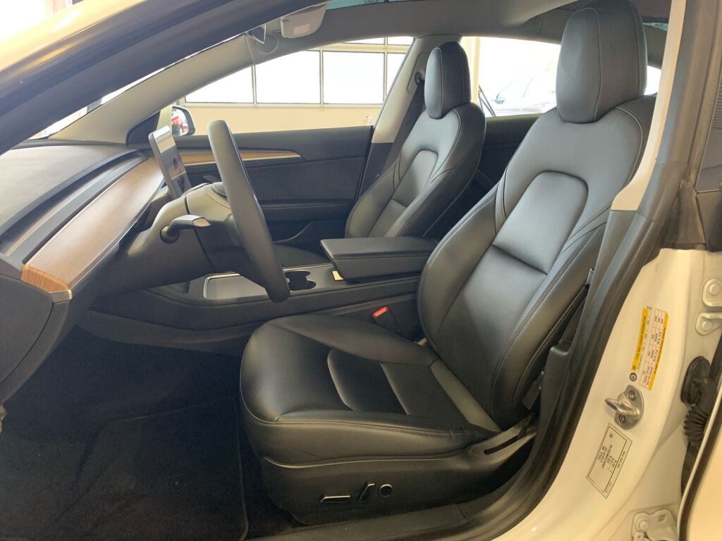 Tesla Model 3 2022 Valkoinen