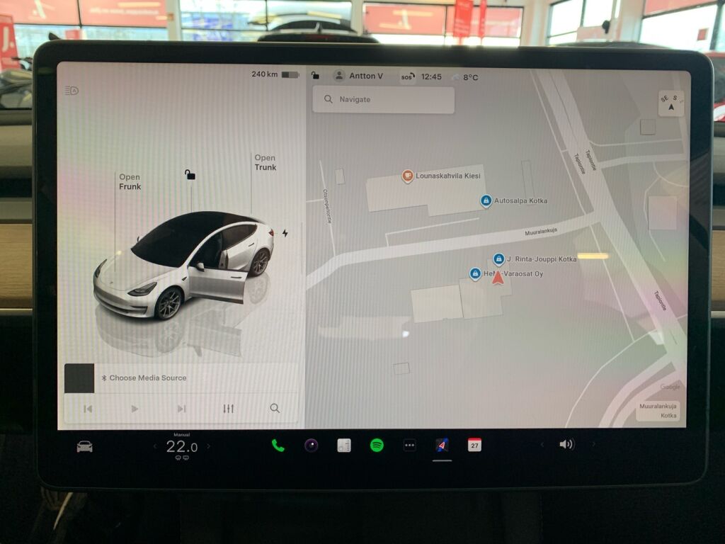 Tesla Model 3 2022 Valkoinen