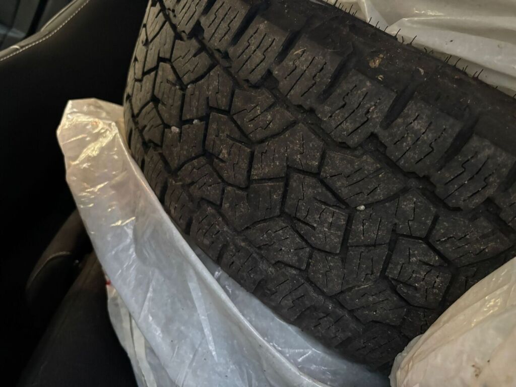 Dacia Duster 2022 Valkoinen