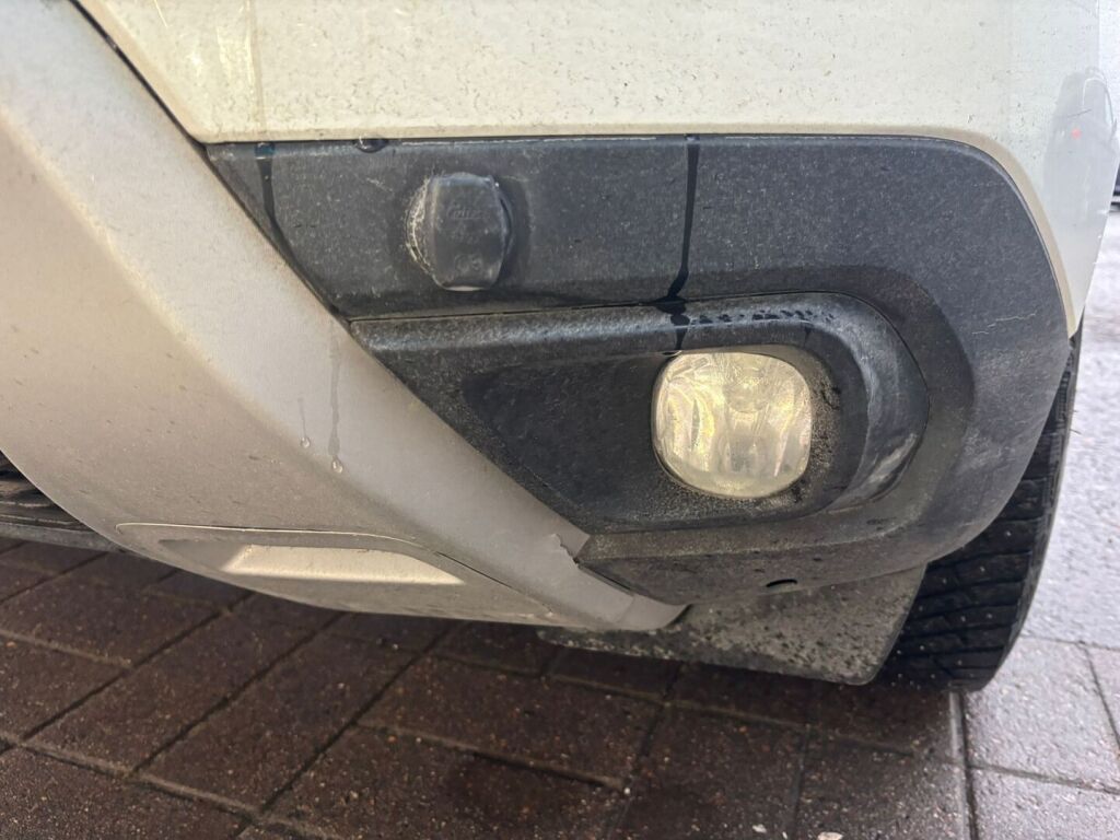 Dacia Duster 2022 Valkoinen