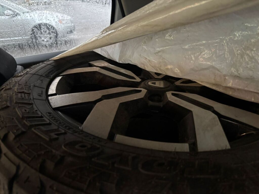 Dacia Duster 2022 Valkoinen