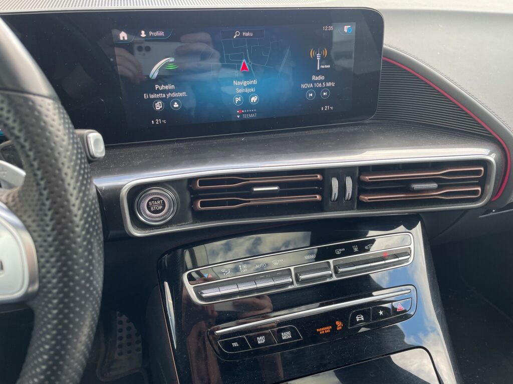 Mercedes-Benz EQC 2021 Sininen