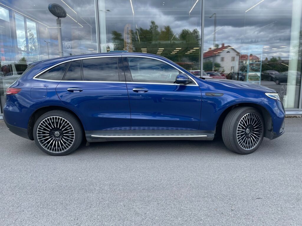 Mercedes-Benz EQC 2021 Sininen