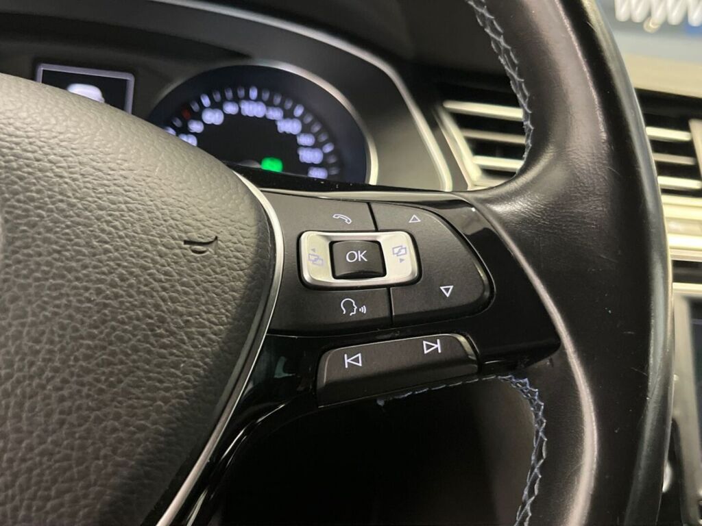 Volkswagen Passat 2017 Harmaa