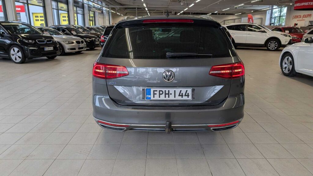 Volkswagen Passat 2017 Harmaa