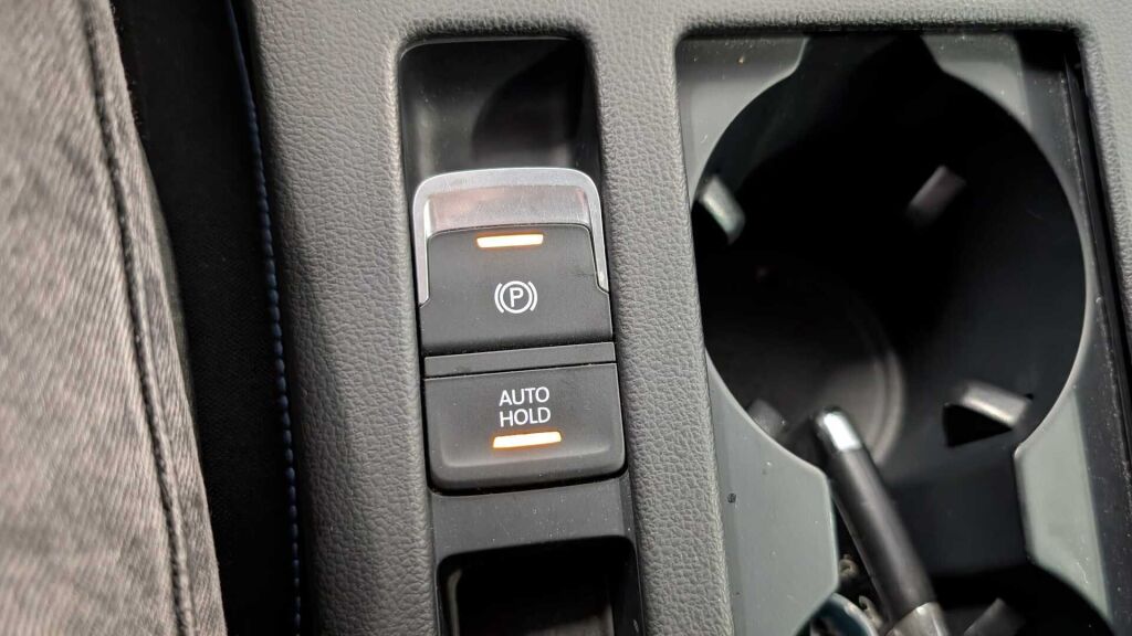 Volkswagen Passat 2017 Harmaa