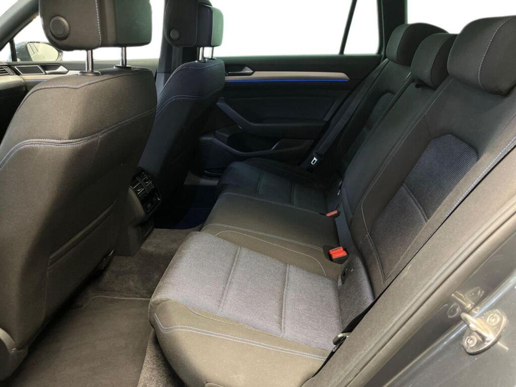 Volkswagen Passat 2017 Harmaa