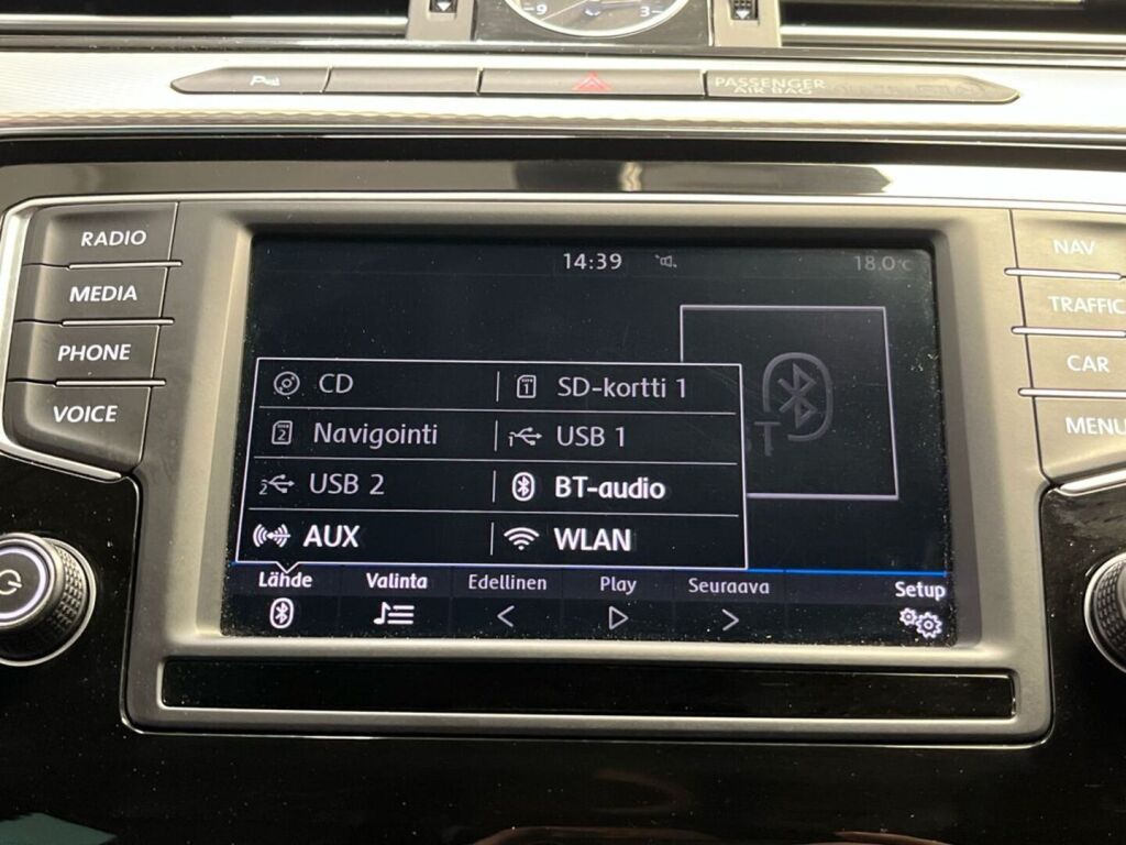 Volkswagen Passat 2017 Harmaa