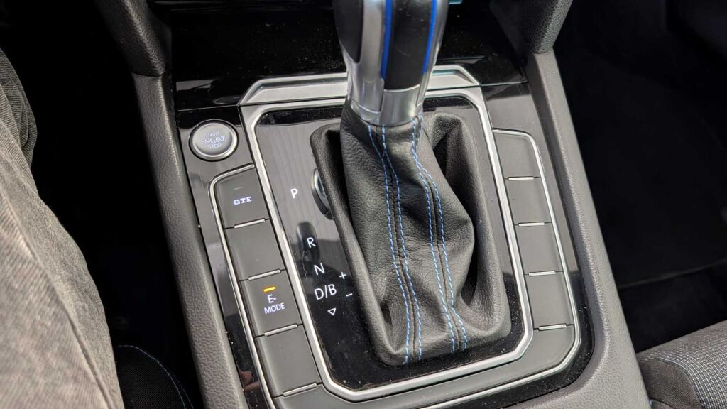 Volkswagen Passat 2017 Harmaa