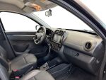 Dacia Spring 2022 Musta