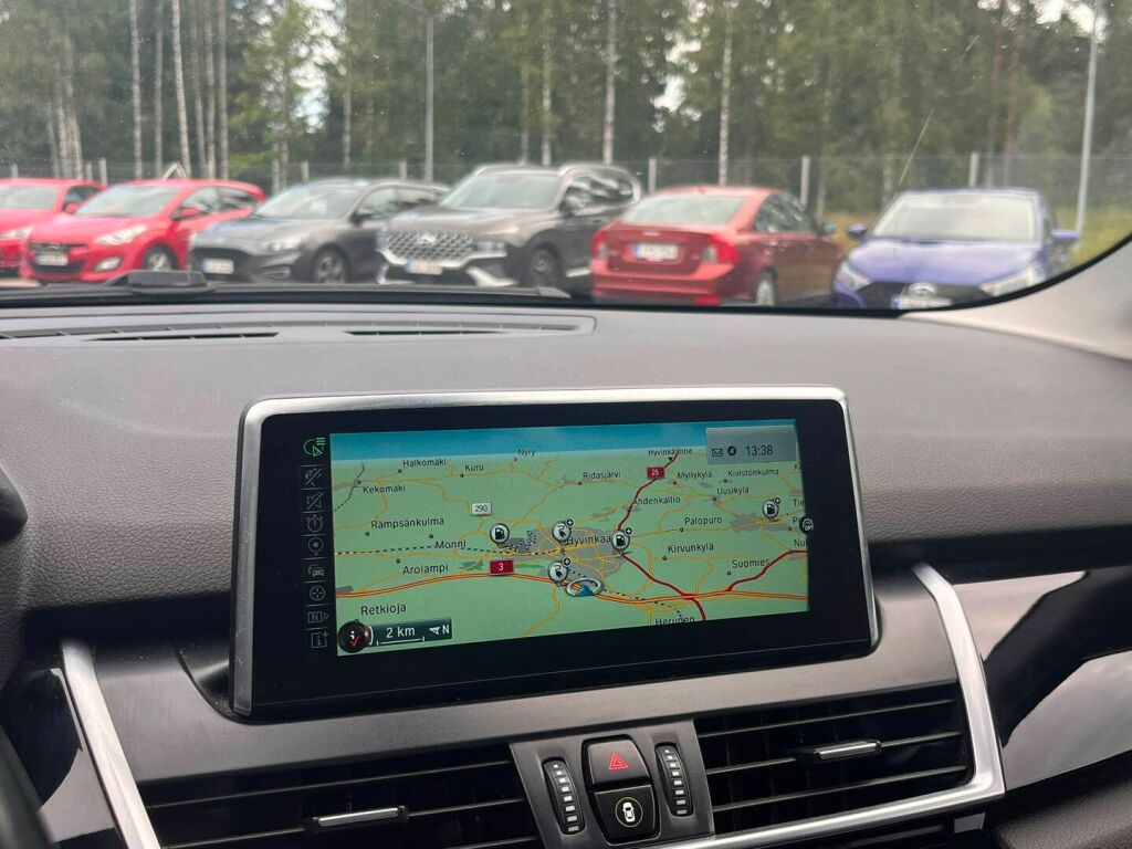 BMW 225 2016 Musta