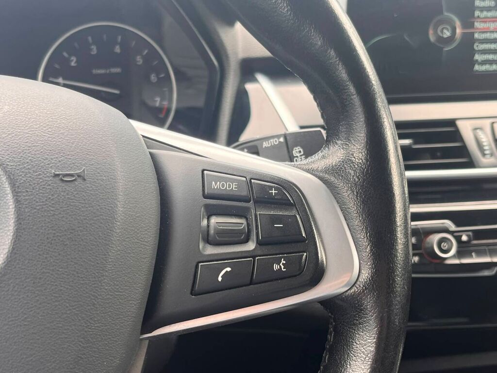 BMW 225 2016 Musta