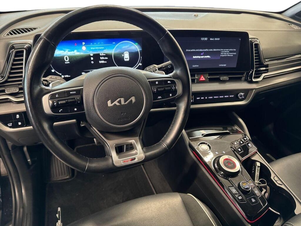 Kia Sportage 2022 Musta