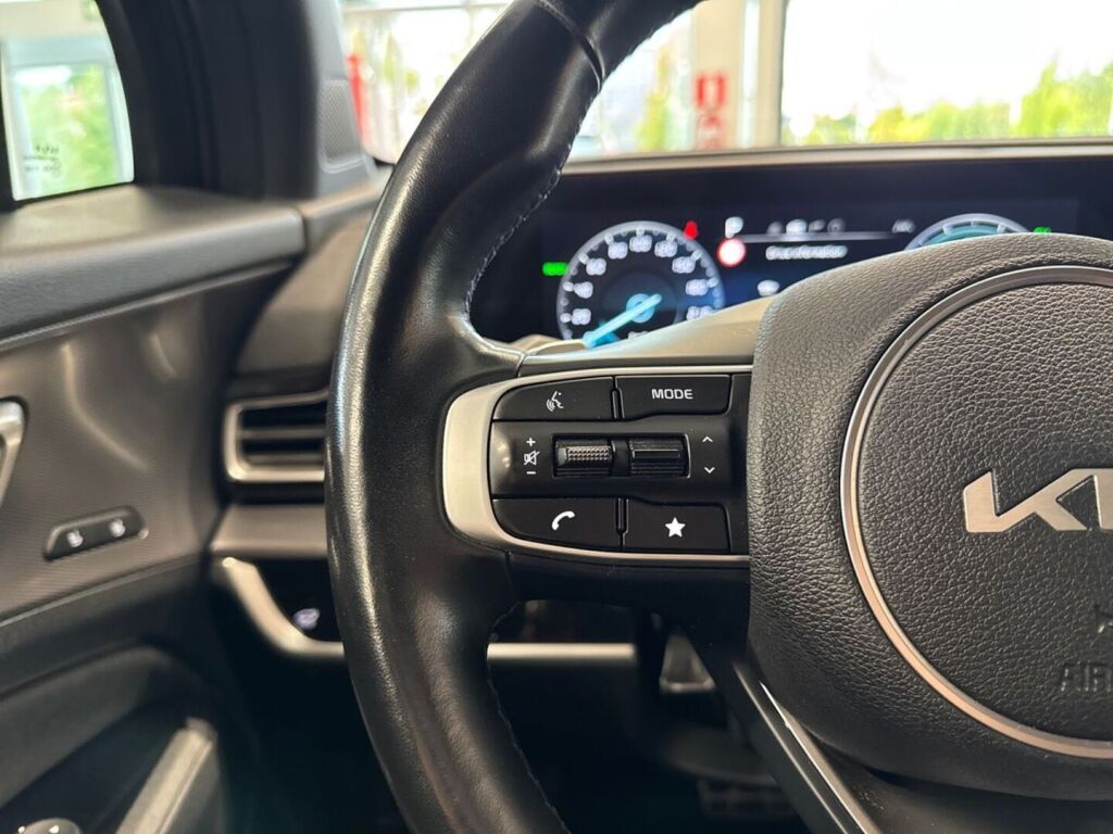 Kia Sportage 2022 Musta