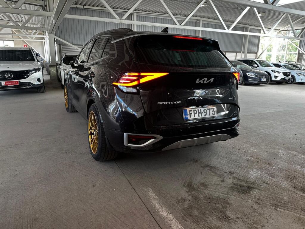 Kia Sportage 2022 Musta