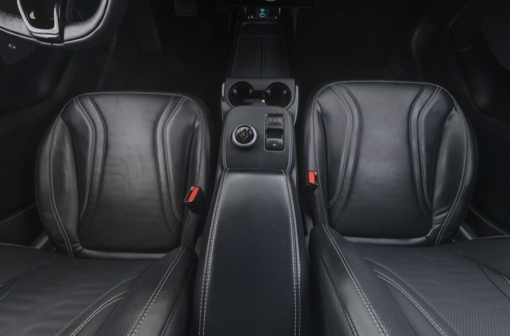 Ford Mustang Mach-E 2022 Harmaa