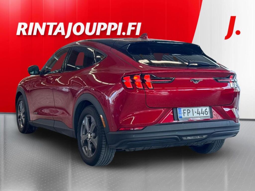 Ford Mustang Mach-E 2022 Punainen