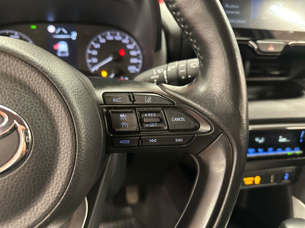 Toyota Yaris 2022 Valkoinen