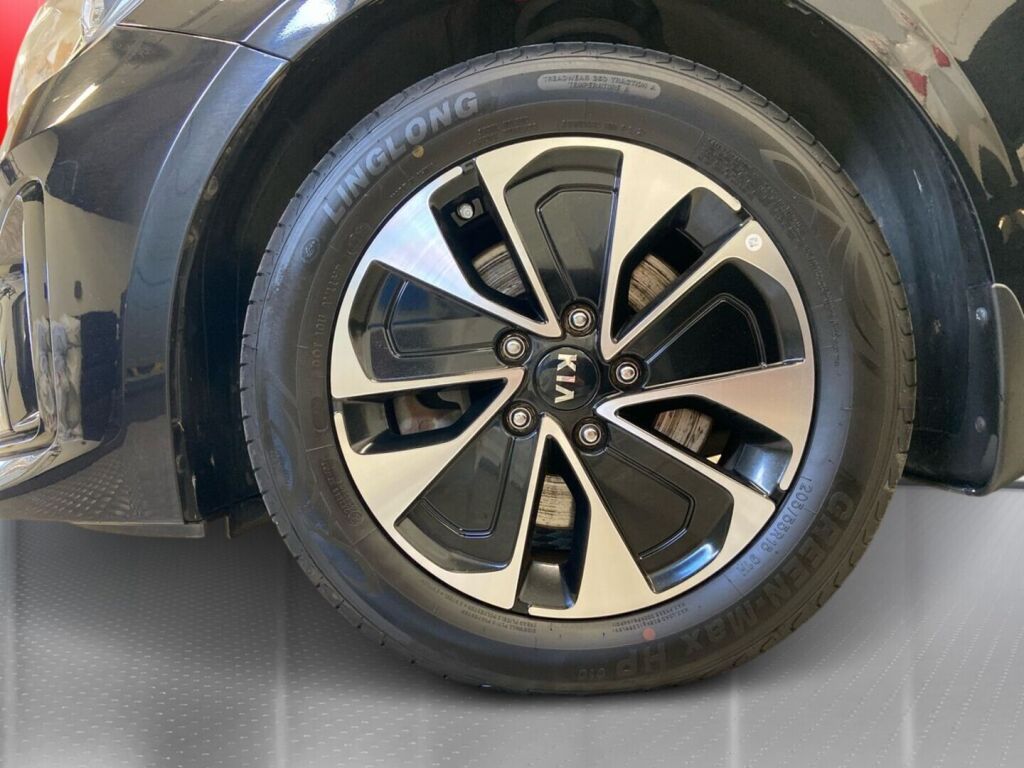 Kia Ceed 2020 Musta