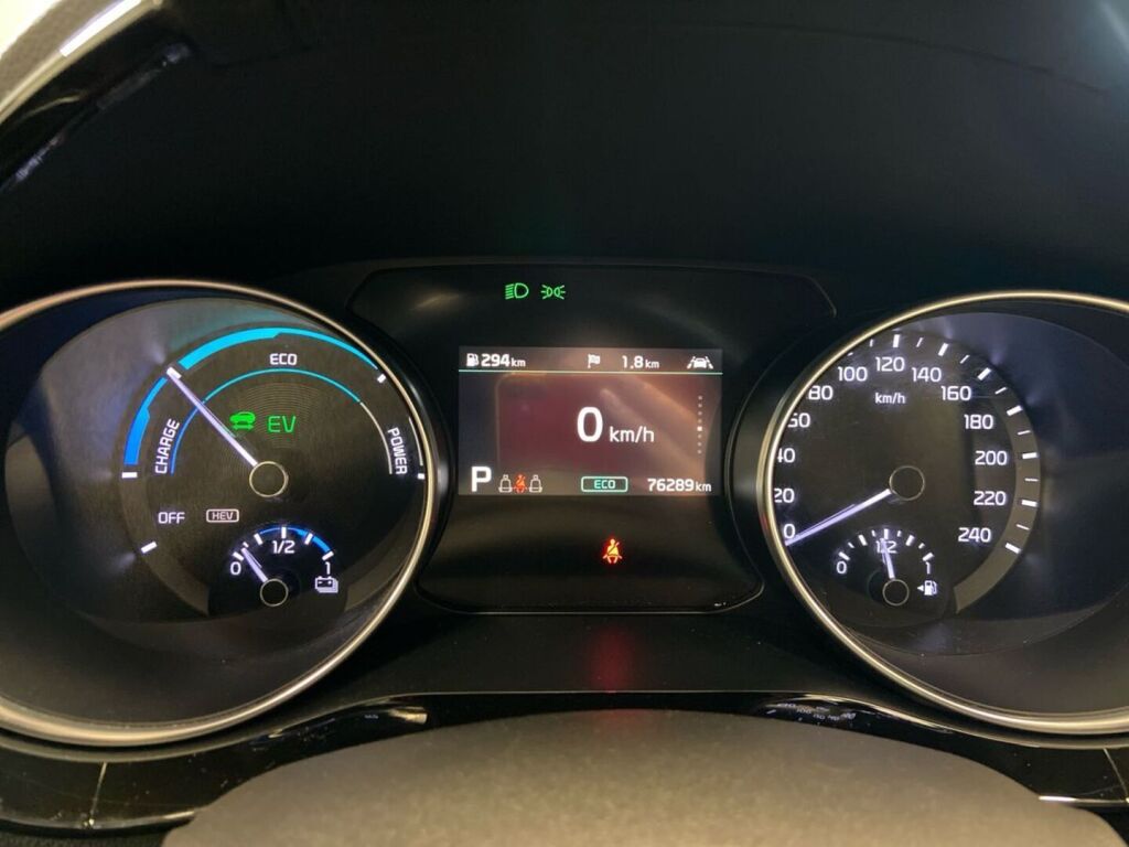 Kia Ceed 2020 Musta