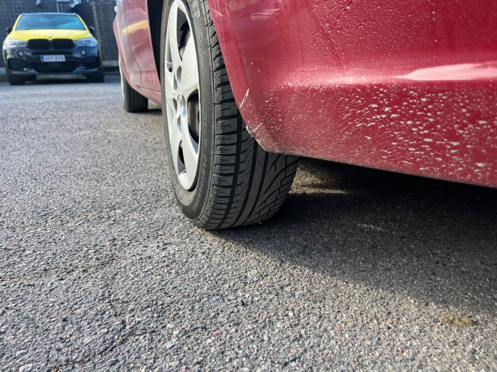 Kia Ceed 2009 Punainen