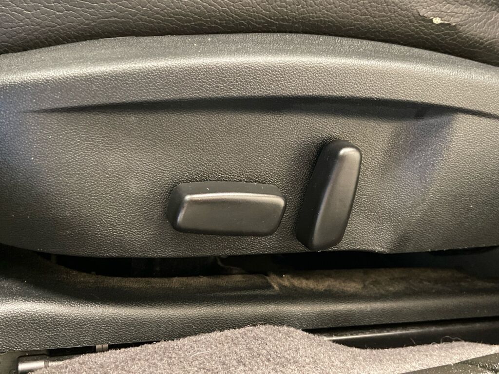 Saab 9-3 2010 Harmaa