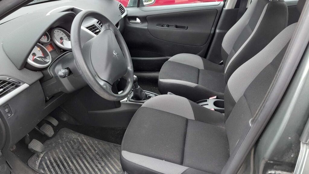 Peugeot 207 2008 Harmaa