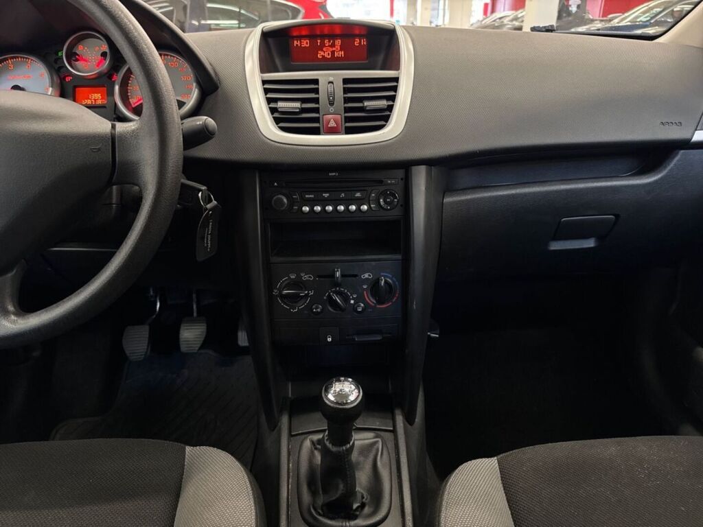Peugeot 207 2008 Harmaa