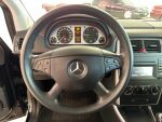 Mercedes-Benz B 2009 Musta