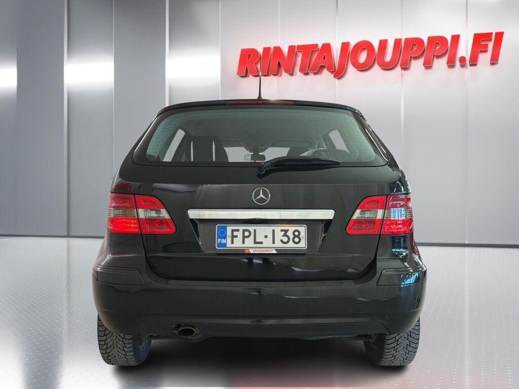 Mercedes-Benz B 2009 Musta
